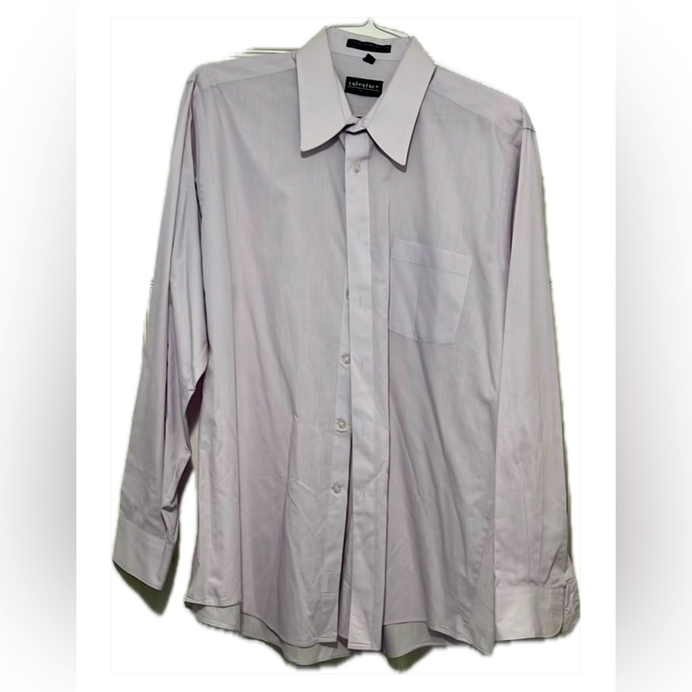 The color is a very light purple soft lilac very sharp color